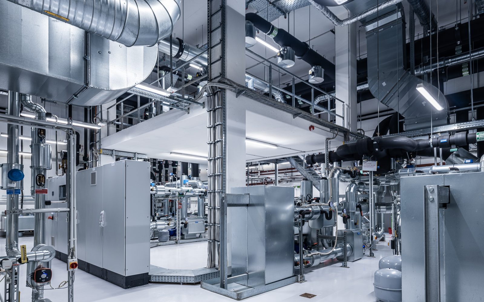 nesseler Gruppe revolutioniert Laborbau für Uniklinik Köln